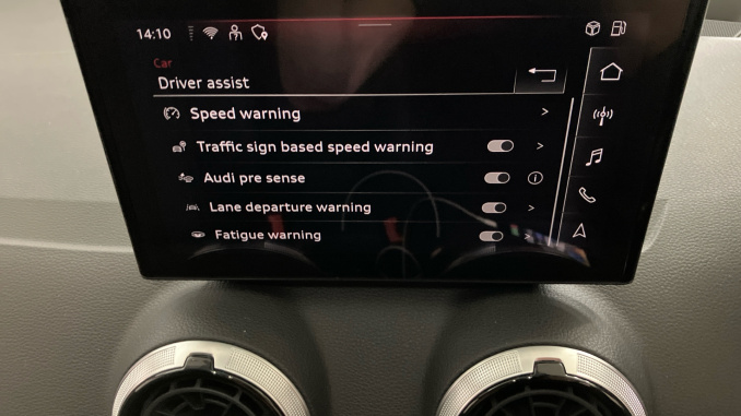 Audi Q2 35 TFSI S Line 5dr Petrol Estate - Image 30